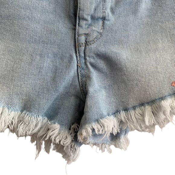 Mossimo Size 4/27 High Rise Embroidered Shorts - Picture 5 of 9